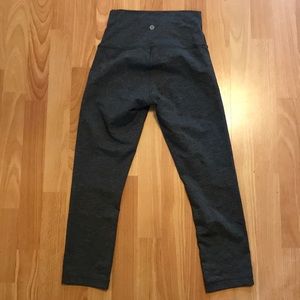 Lululemon Wunder Under cropped legging (gray)
